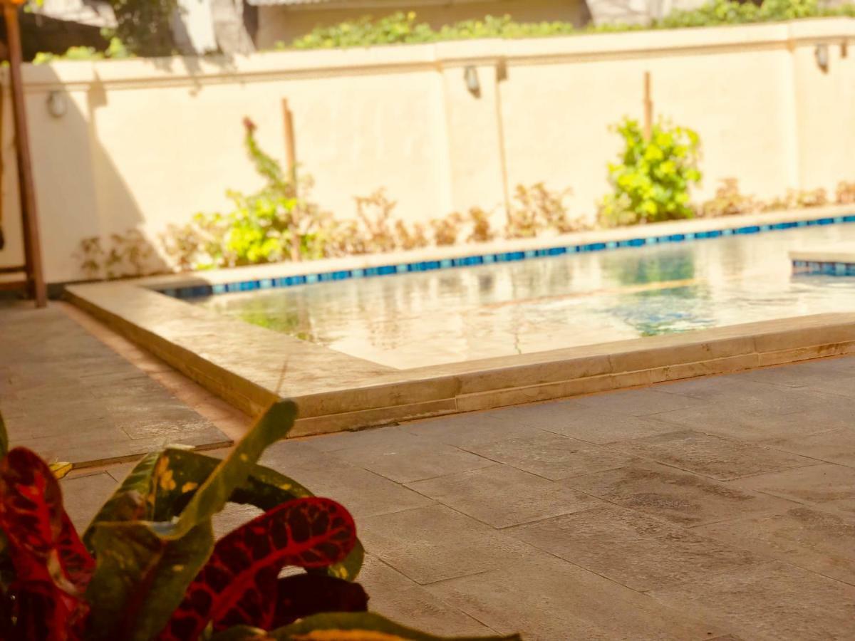 Familytel Bali Hotell Kuta Selatan Exteriör bild
